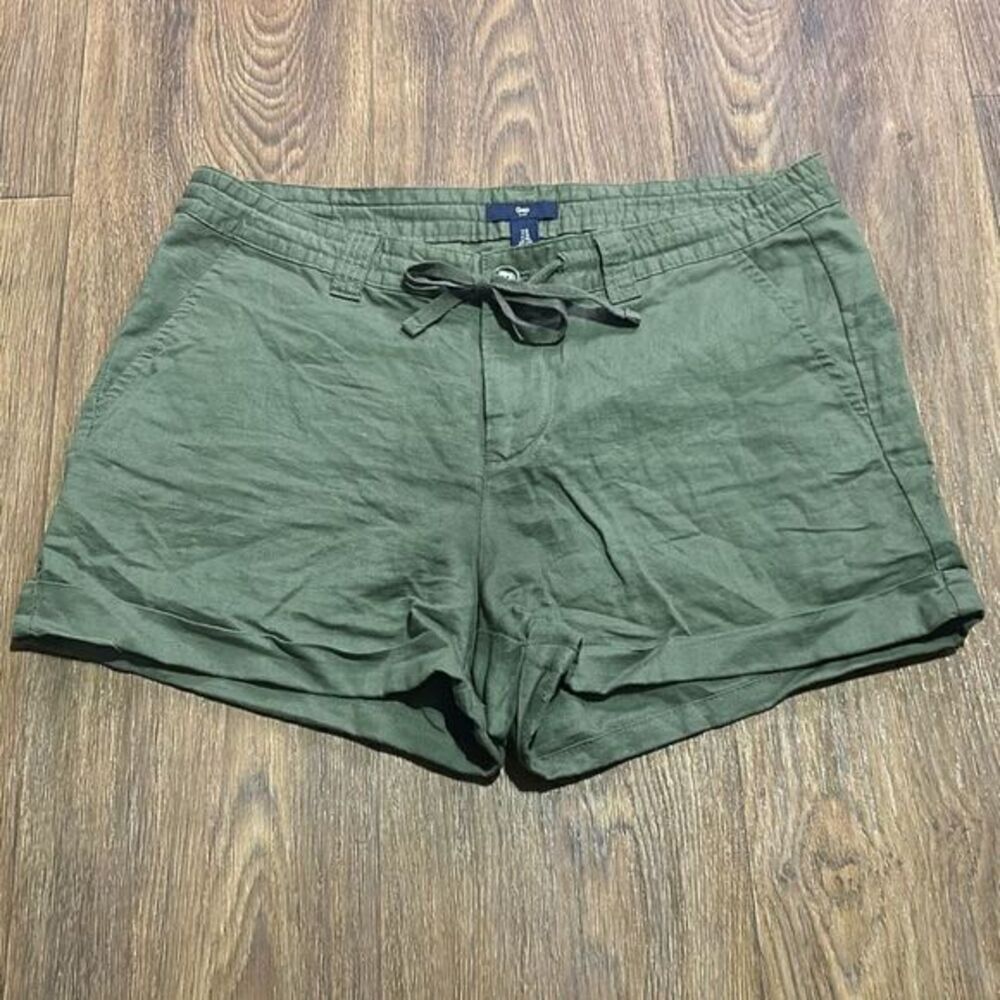 Gap green cotton blend shorts. Light weight summer beach shorts‎